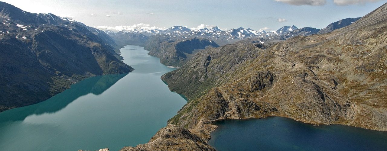 Besseggen norges mest ikoniske fjellturer featured