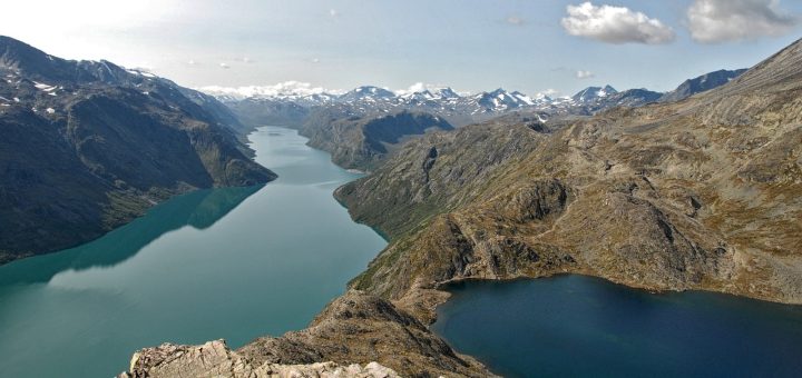 Besseggen norges mest ikoniske fjellturer featured